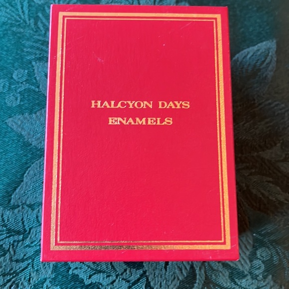 Halcyon Days Enamels 1990 Christmas trinket box - Picture 9 of 9